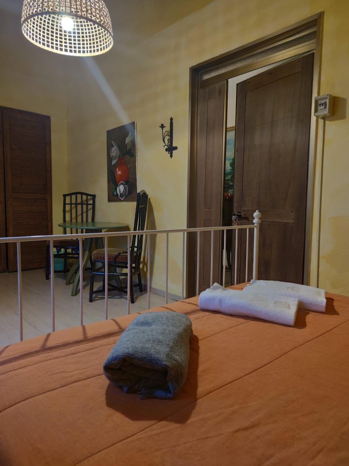 I Vespri Bed & Breakfast Catania Exterior photo