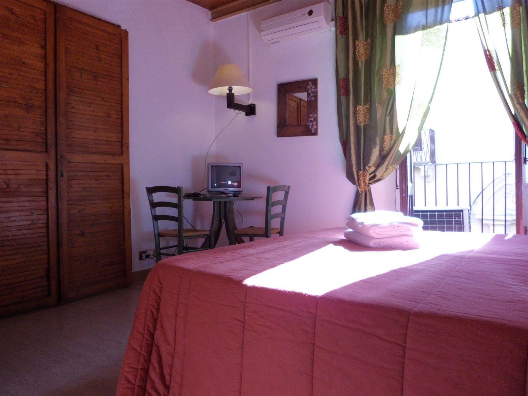 I Vespri Bed & Breakfast Catania Exterior photo