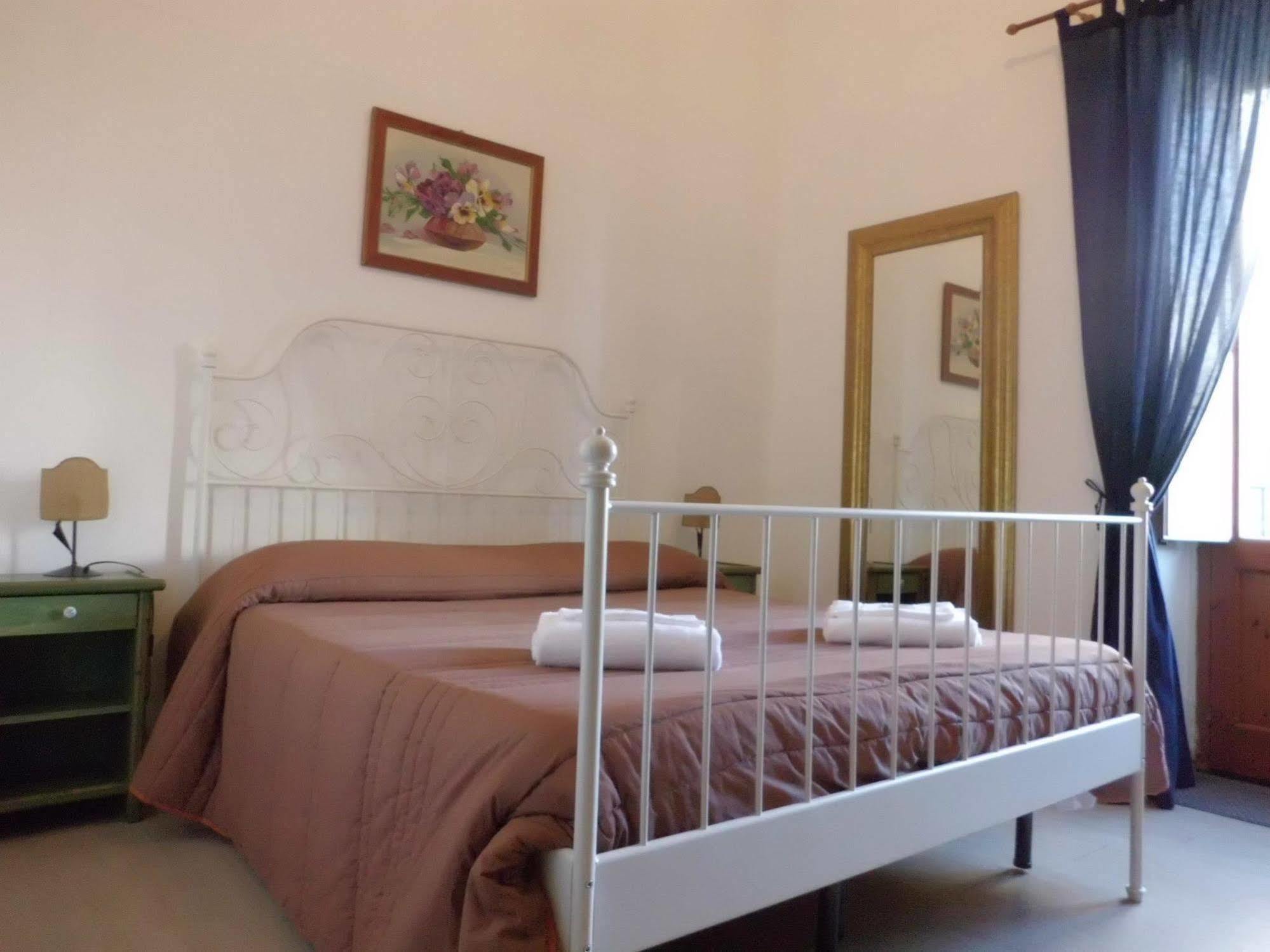 I Vespri Bed & Breakfast Catania Exterior photo